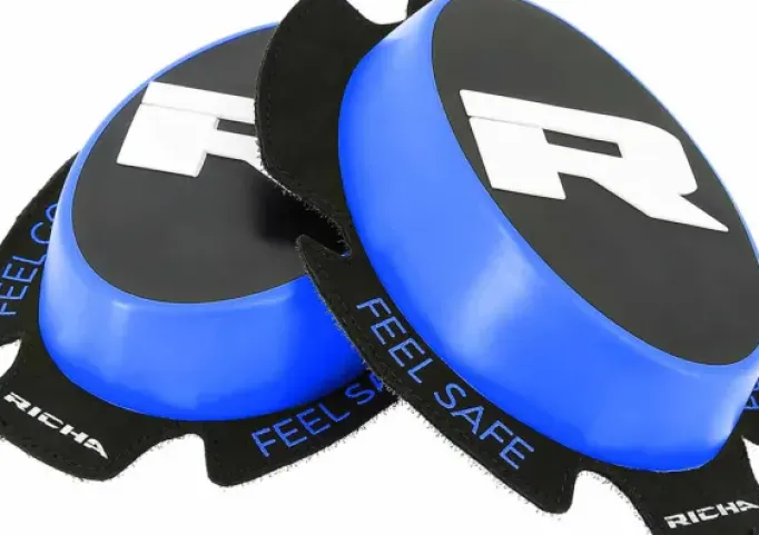 Richa KNEE SLIDERS R Black Fashion