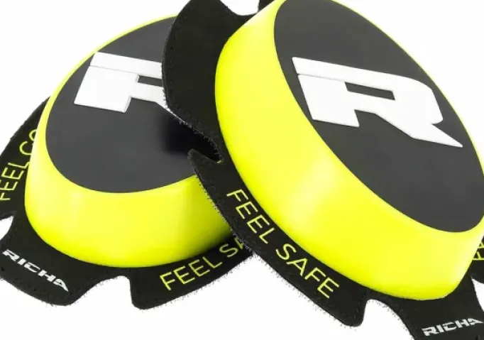 Richa KNEE SLIDERS R Black Fashion